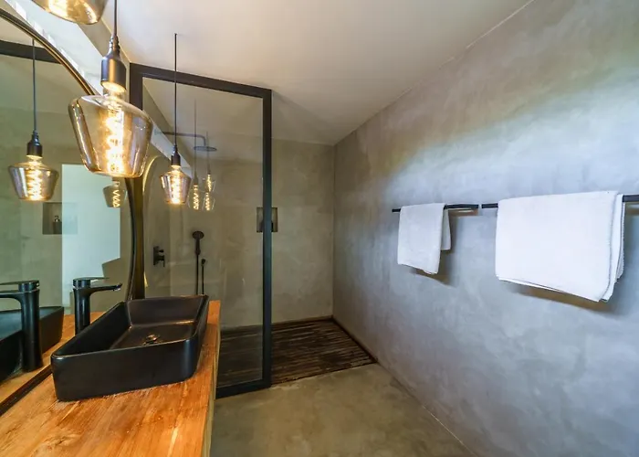 Tala - Stylish 1br Designer In Pererenan Villa Canggu (Bali)