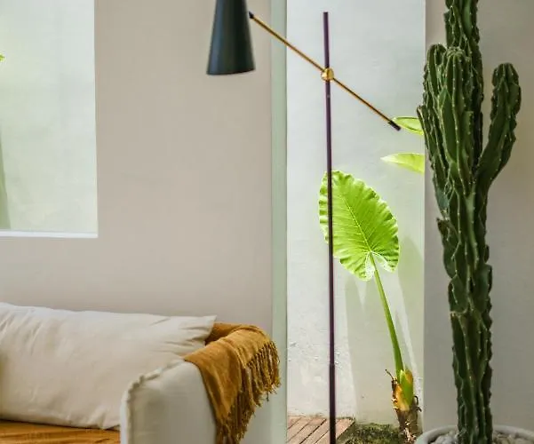 Villa Tala - Stylish 1br Designer In Pererenan *