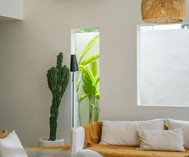 Tala - Stylish 1br Designer In Pererenan Villa Canggu (Bali)