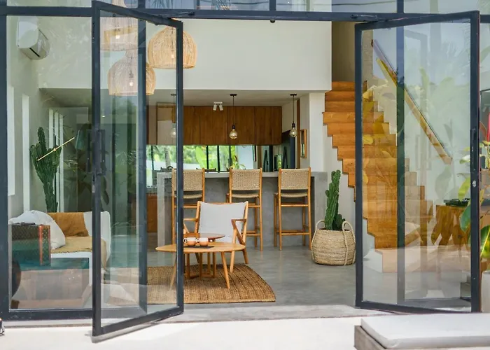 Tala - Stylish 1br Designer In Pererenan Villa